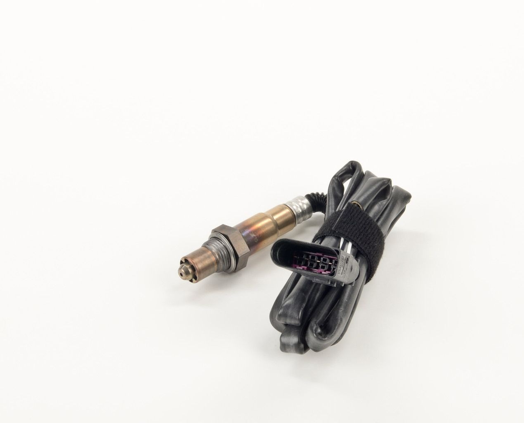 Reference image — aftermarket oxygen sensor 0258006584 — complete sensor assembly with connector terminal face; Bosch-marked external reference only, not actual stock