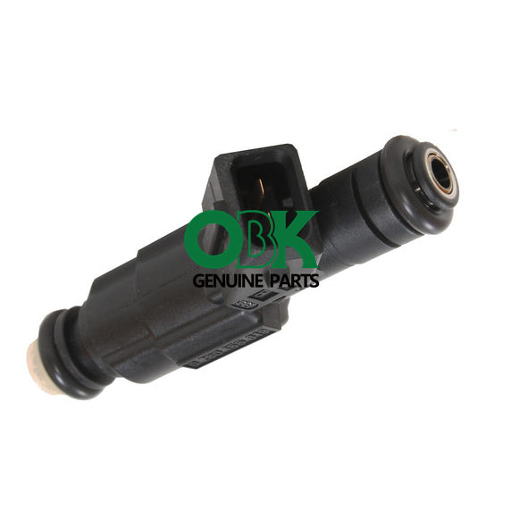 Fuel Injector 0280155819 For Ford Escort Focus Mondeo 1.6 1.8 988F-9F593-DA 988F-9F593-DB 1049348 1111848