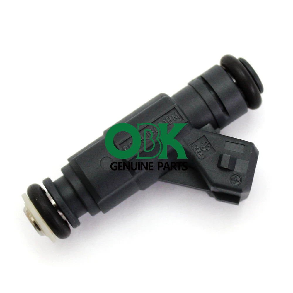 0280156142 Fuel Injector For VW Beetle Jetta Golf Audi TT 2001-2005 1.8L 0280156142