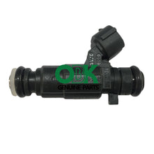 Load image into Gallery viewer, 0280156194 Fuel Injector for 1990-2015 Passat B5 2.6T Santana 2.0L 0280156194