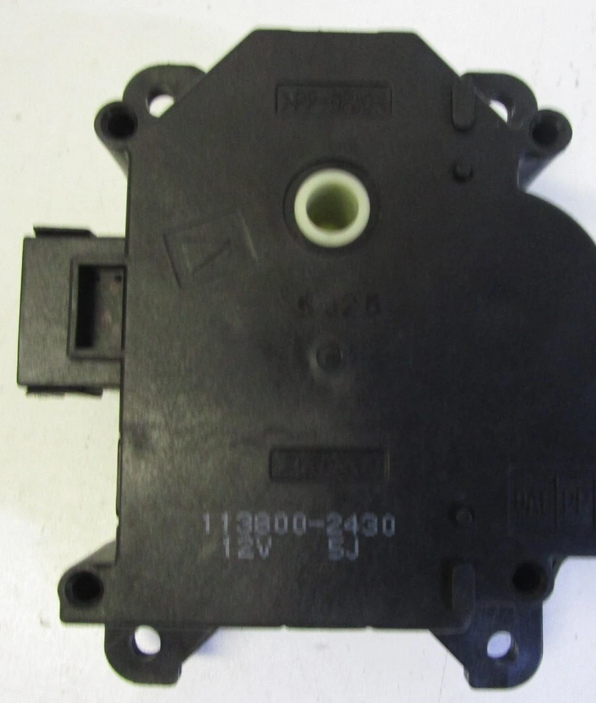 Reference image — HVAC air-door actuator motor 113800-2430, front housing and mounting detail; right case edge partially outside crop
