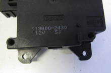 Load image into Gallery viewer, Reference image — HVAC air-door actuator motor 113800-2430, native close-up of exact physical reference