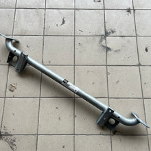 Laden Sie das Bild in den Galerie-Viewer, Mercedes-Benz Genuine OEM Radiator Mount Bracket / Cross Strut 1666200085 (A1666200085)