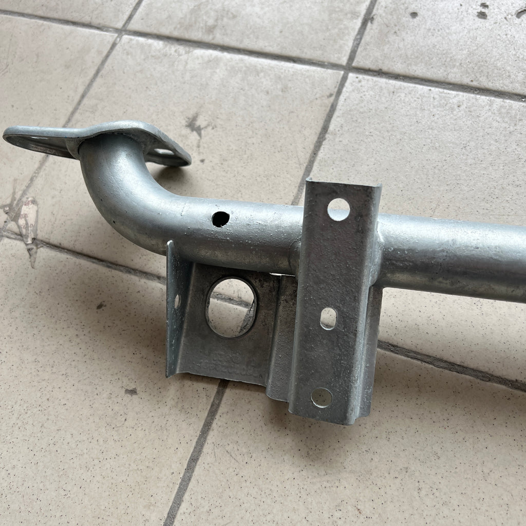 Mercedes-Benz Genuine OEM Radiator Mount Bracket / Cross Strut 1666200085 (A1666200085)