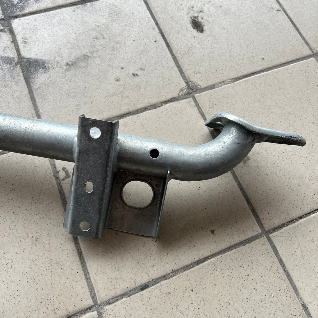 Mercedes-Benz Genuine OEM Radiator Mount Bracket / Cross Strut 1666200085 (A1666200085)