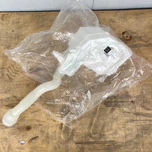 Laden Sie das Bild in den Galerie-Viewer, Genuine Mercedes-Benz Windshield Washer Fluid Reservoir Filler Pipe 1668690420
