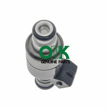 Görseli Galeri görüntüleyiciye yükleyin, Fuel injector for GM Chevrolet Opel Corsa 1.68v   17124782