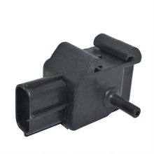Load image into Gallery viewer, Reference image — MAP intake pressure sensor 18590-82C00, oblique port-side view showing connector keying and mounting channels