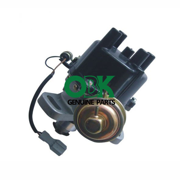 19020-11330  19020-11100  19020-11320 New Distributor Cap for Toyota Starlet 19020-11330  19020-11100  19020-11320