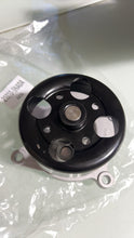Load image into Gallery viewer, 21010-5NA0A engine water pump with gasket - view 4