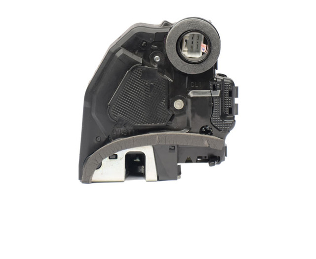 Reference image — aftermarket rear-left door lock/latch assembly 69060-06111 — complete socket-side view with keyed connector visible; external supplier reference, not actual stock