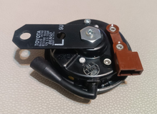 Load image into Gallery viewer, Reference image: 86520-14240 low-tone horn, complete rear view with bracket and connector; not actual supplied stock.