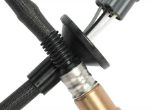 Load image into Gallery viewer, Reference image for oxygen sensor 89465-20820 — native detail crop of grommet, cable entry and four wires; supplied aftermarket brand and packaging may differ.