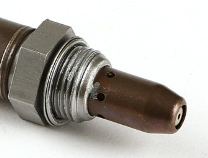 Reference image for air/fuel ratio sensor 89467-60010 — threaded mounting section, washer and perforated probe detail; supplied aftermarket brand may differ.