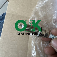 Görseli Galeri görüntüleyiciye yükleyin, Toyota 90919-01298 Genuine Iridium Spark Plug - 4Pcs