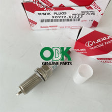 Görseli Galeri görüntüleyiciye yükleyin, Spark Plug for Toyota 90919-01233 90919 01233