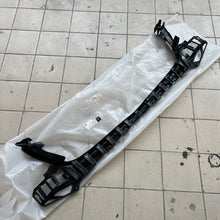 Laden Sie das Bild in den Galerie-Viewer, Genuine Mercedes-Benz Front Bumper Lower Center Grille 1668854965 AMG Line W166/X166
