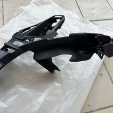 Laden Sie das Bild in den Galerie-Viewer, Genuine Mercedes-Benz Front Bumper Lower Center Grille 1668854965 AMG Line W166/X166