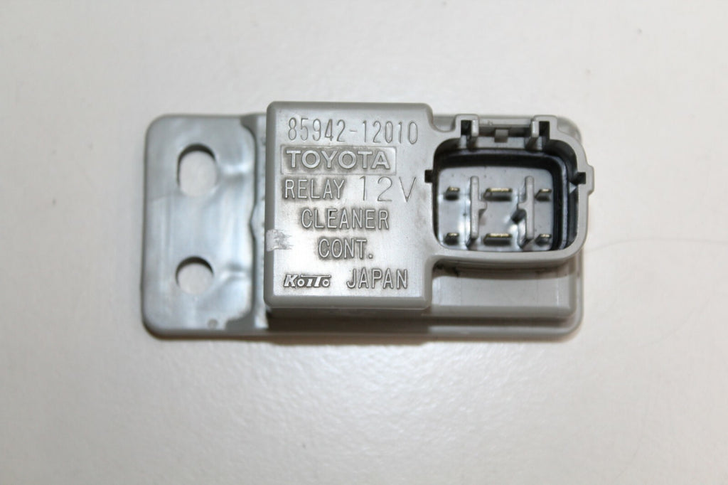 Headlamp Cleaner Control Relay 85942-12010 for Toyota Auris Corolla - 1 Piece - external reference photo; supplied brand and condition must be confirmed