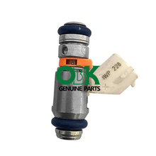 Görseli Galeri görüntüleyiciye yükleyin, IWP228 Fuel Injector For Hyundai Tuscon SantaFe VerCruz 2.0L IWP228