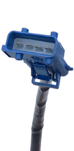 Load image into Gallery viewer, Replacement reference 0258006185, connector-face detail from source05 right panel — native source detail, not a new camera angle