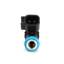 Load image into Gallery viewer, Fuel Injector 0280158197 — view 3 (reference image)