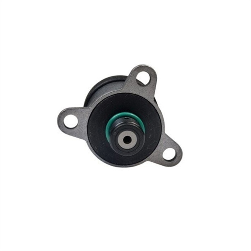 0928400632 - Fuel port and three-bolt flange end-on (reference photo, not actual stock)