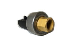 Load image into Gallery viewer, A/C cycling pressure switch reference4713511 view4