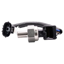 Load image into Gallery viewer, Fuel Pressure Sensor reference 89458-30010, three-terminal connector face and threaded pressure port