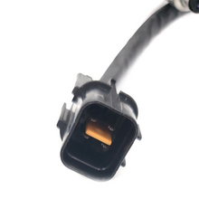 Load image into Gallery viewer, Oxygen sensor 96964230 - four-terminal connector face; reference photograph, not actual stock