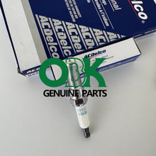 Görseli Galeri görüntüleyiciye yükleyin, Acdelco spark plug iridium 41-108 12620540 for GM