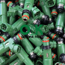 Görseli Galeri görüntüleyiciye yükleyin, Toyota Land Cruiser FZJ100 Fuel Injector Nozzle 23250-66010