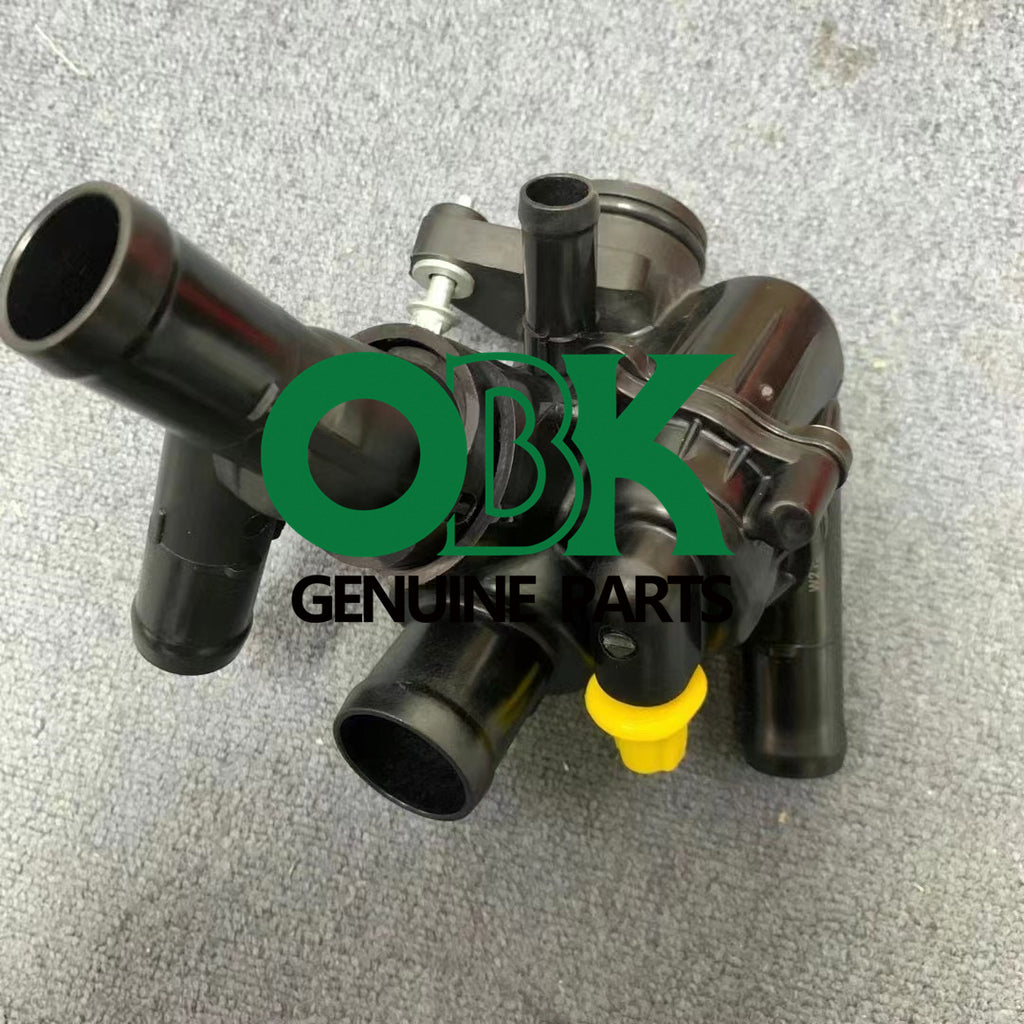 Suitable for Mercedes-Benz W246 W176 cooling thermostat thermostat thermostat 2702000615 2700200415